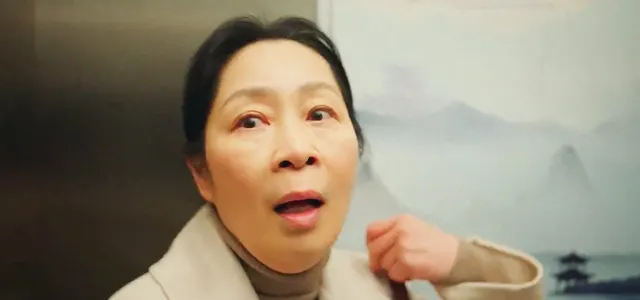 《家人全程看不见》短剧上线引发观众对“存在感消失”设定热议 - 情报图