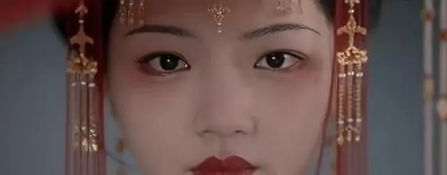 任敏出演古偶剧《家事法庭》引造型争议,AI选角模型与配音问题被曝光 - 现场图 任敏出演古偶剧《家事法庭》引造型争议,AI选角模型与配音问题被曝光 - 现场图