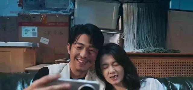 电影《门牙》五一档低调上映，章宇陈昊宇演绎市井爱情现实切口 - 资讯配图